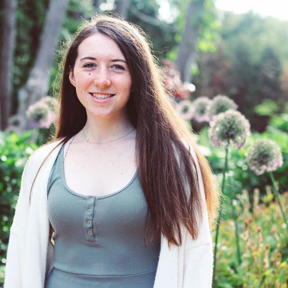 Meet your Posher, Claire
